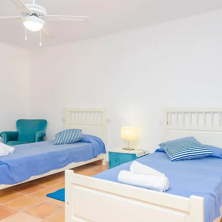 Salas Chalet Porreras